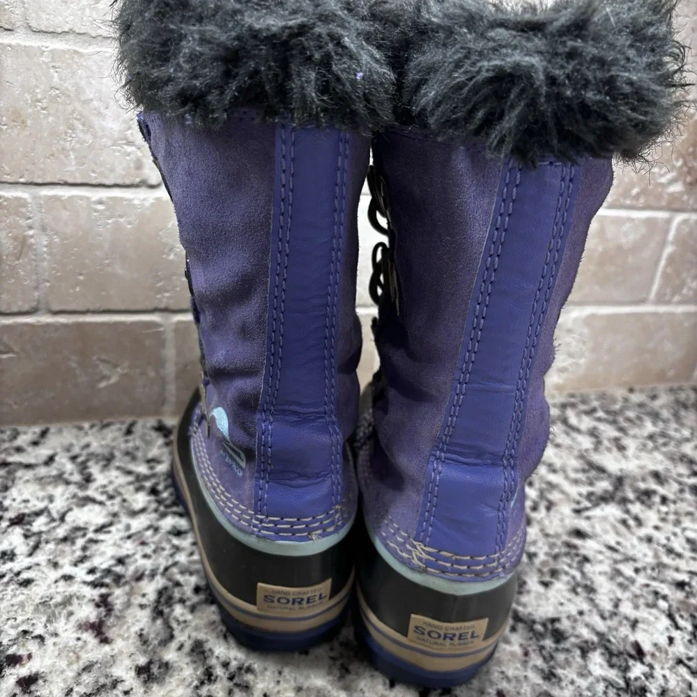 Sorel Joan Of‎ Artic Purple Suede Snow Boots Girls Sz1